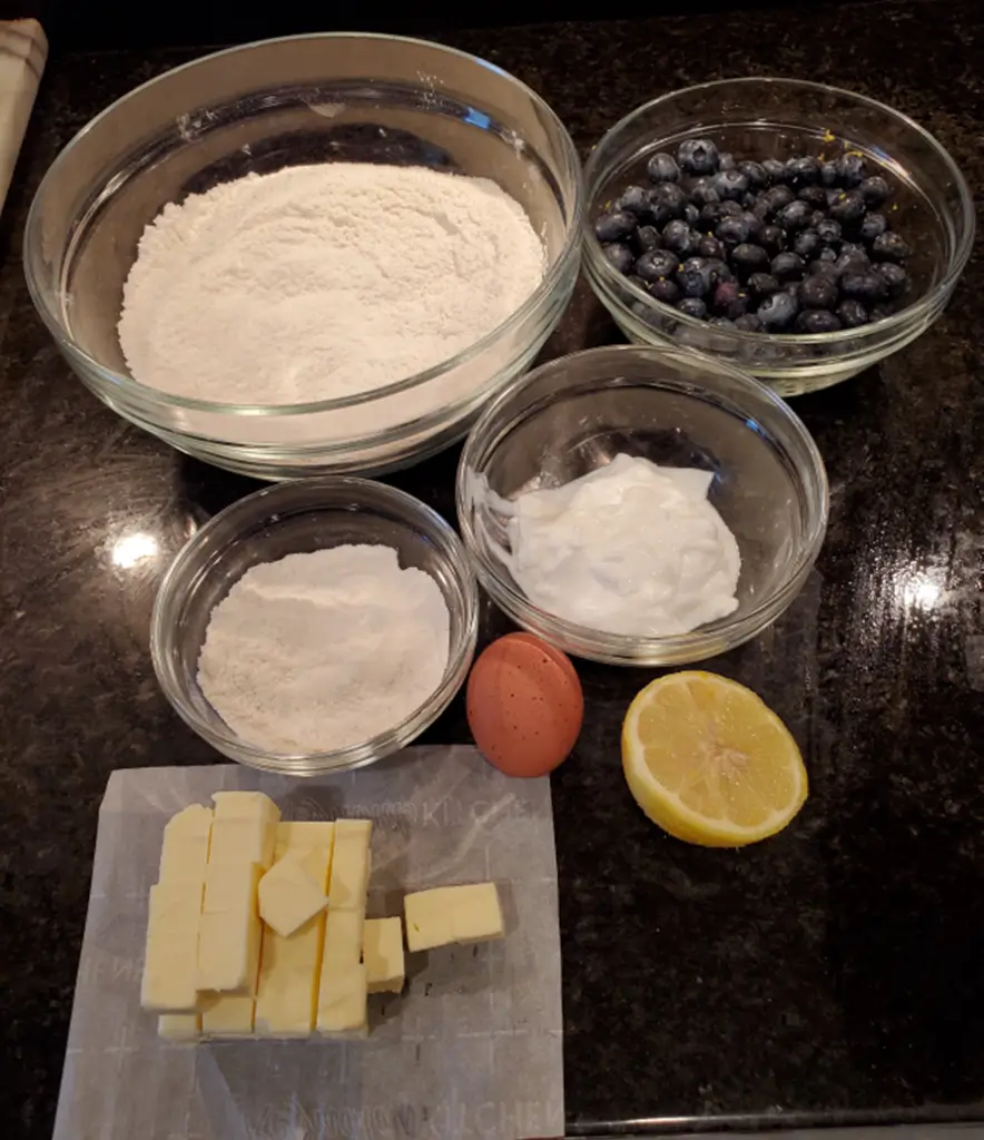 Ingredients in making the blueberry crumb cake