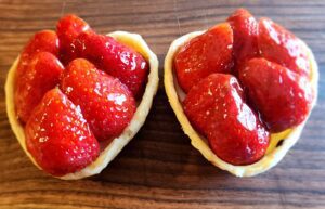 strawberry heart tarts