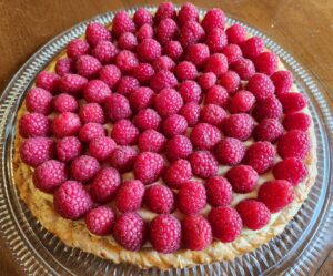 raspberry tart cropped